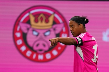 Ronaldinho regresa a las canchas de fútbol para jugar la Kings League de Gerard Piqué