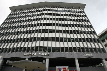 Fiscalía investiga adquisición de grupo de medios de comunicación