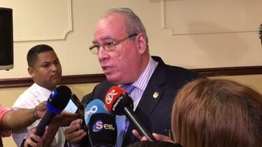 Denuncian por supuesta extralimitación de funciones a los magistrados José Ayú Prado y Luis Ramón Fábrega