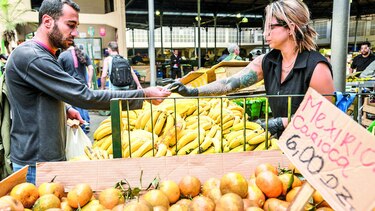 Cae confianza del consumidor