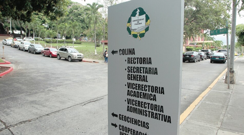 Matrícula podría superar los 100 mil estudiantes en la Universidad de Panamá
