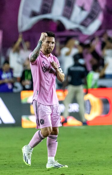 Messi marca el gol del triunfo en su estreno con el Inter Miami