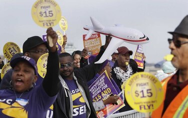 Protestan en Estados Unidos para pedir aumento de salario mínimo