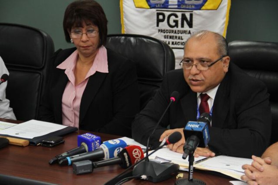 Formulan cargos a policías por tiroteo en Villa Zaíta