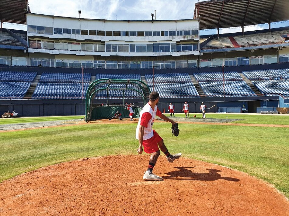 Objetivo, brazos fuertes