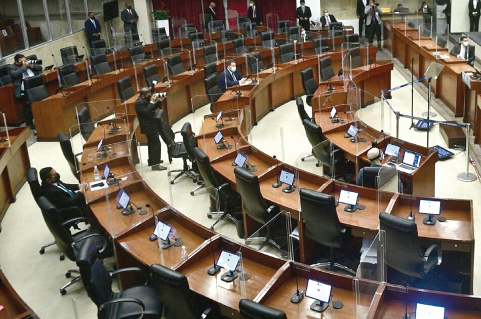 No prosperó iniciativa para citar a Sucre, Mouynes y Alexander