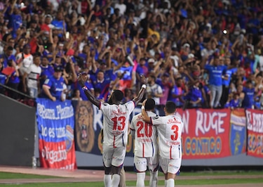 Plaza Amador quiere el primer lugar en un Grupo A de infarto