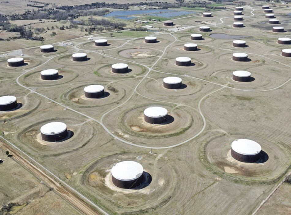 Baja de reservas sostiene el precio del petróleo