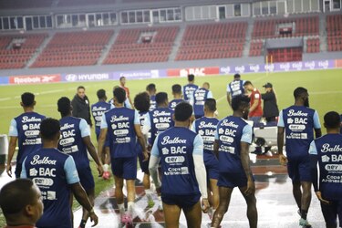 Cierre de filas de Panamá a dos días del duelo contra Guatemala
