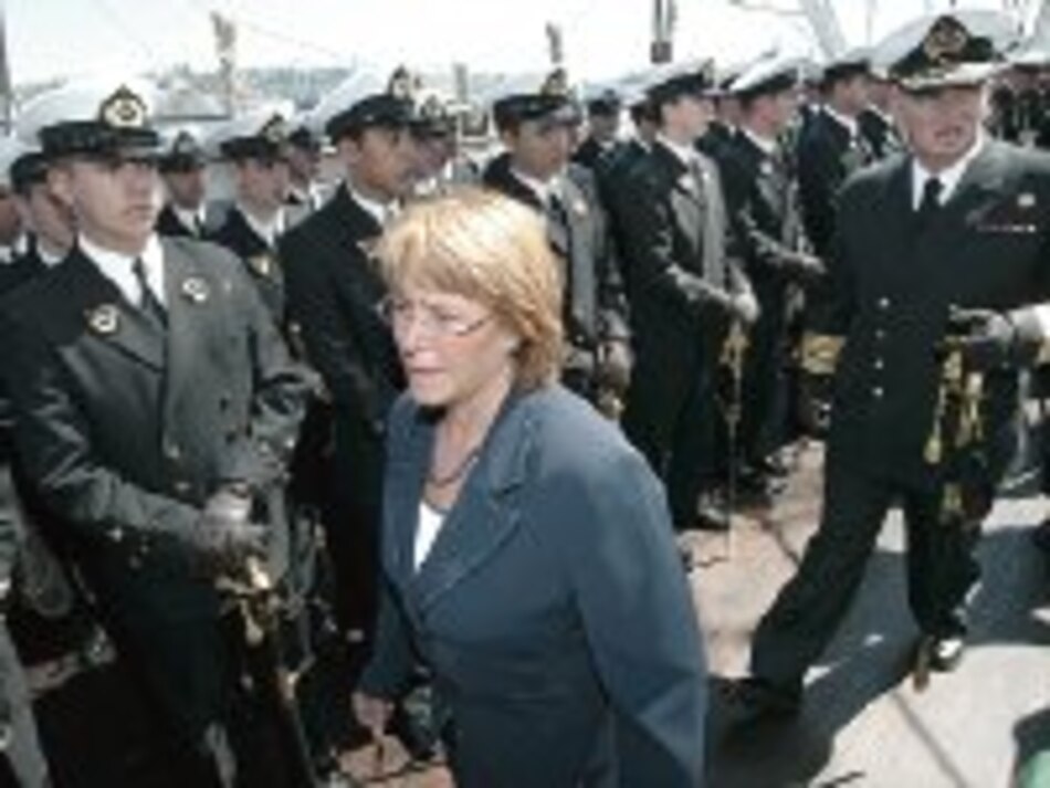 Presenten armas: mujeres al mando