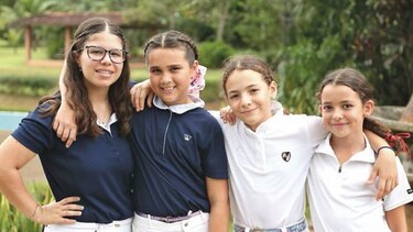 Jinetes se lucen en Castilla del Oro