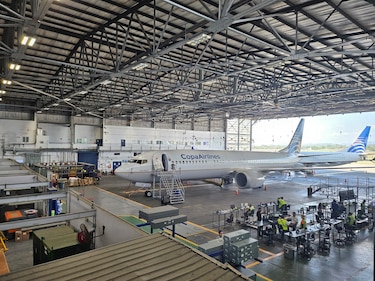 Aumenta la demanda laboral para la industria aérea en Panamá