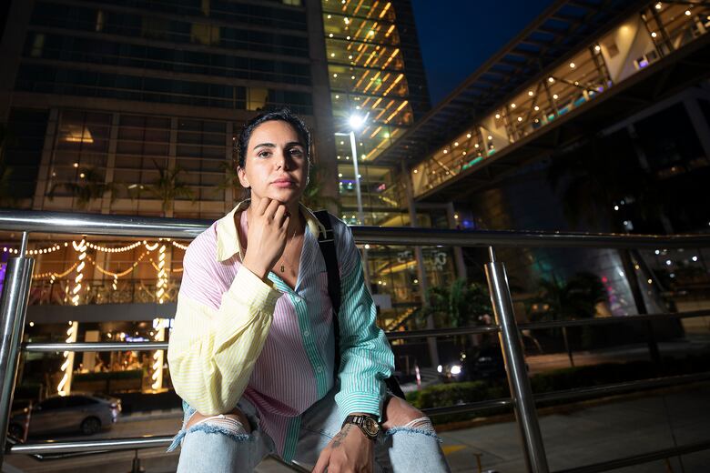 Help!: El grito de una migrante iraní que Donald Trump deportó a Panamá