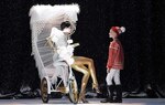 Fendi sorprende con invierno floral