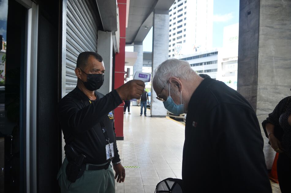 Tribunal suspende el fuero electoral penal al expresidente Ricardo Martinelli