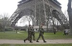 Habrá "medidas excepcionales" de seguridad durante marcha en París