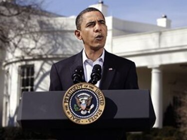 Obama pide hacer caso a advertencias de maremoto