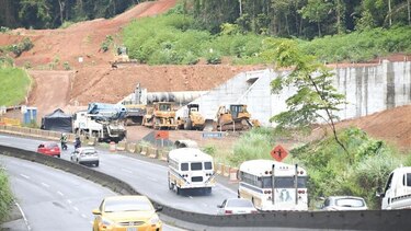 MOP evalúa adendas en obra vial