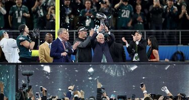 Los Eagles ganan el Super Bowl por primera vez
