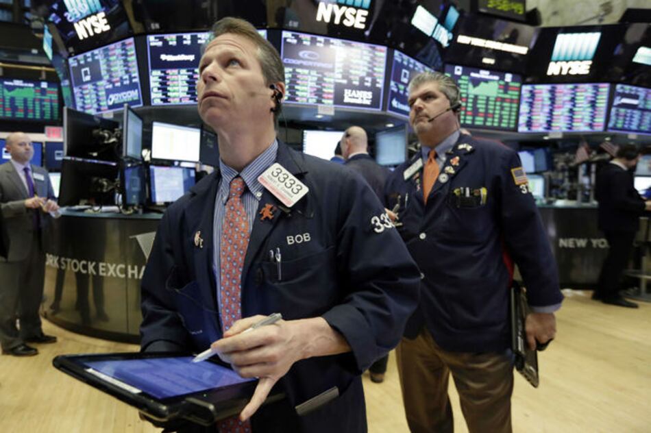 Wall Street abre en leve baja