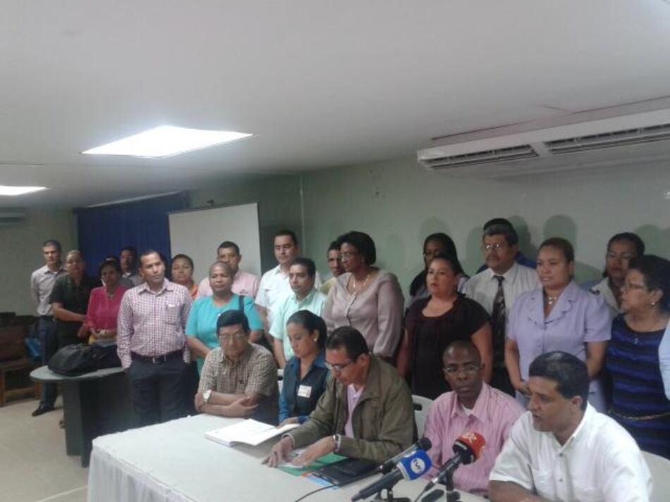 Defensoría del Pueblo suspende mesa de diálogo entre docentes y Meduca