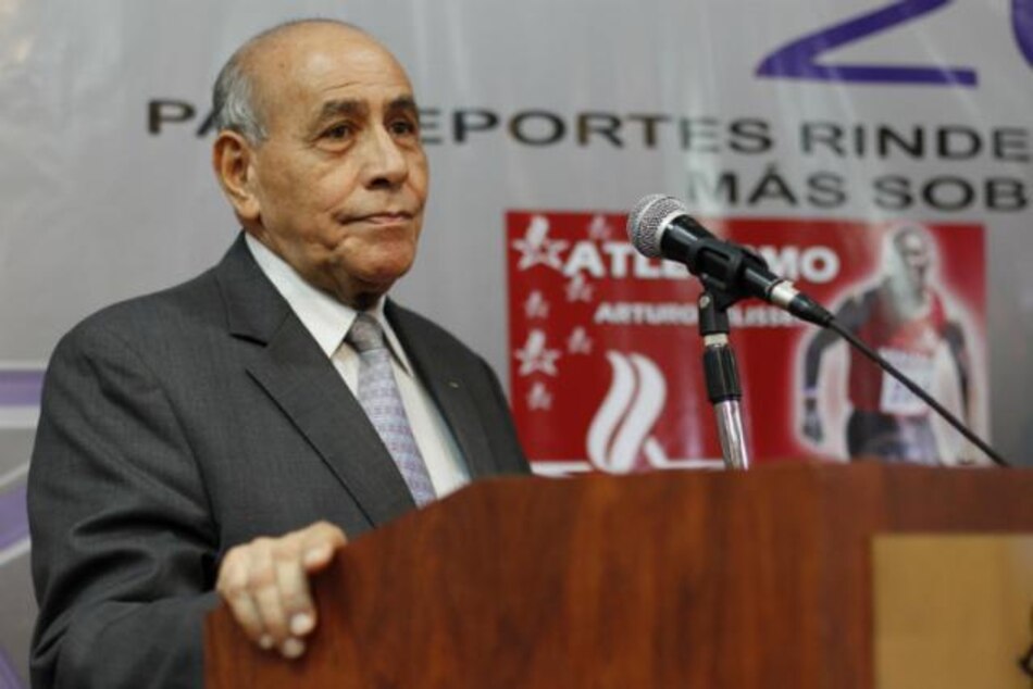 Panameño Melitón Sánchez, en alto cargo del béisbol y ‘softbol’ mundial