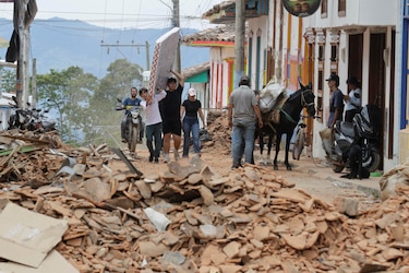 Terremoto de 7.4 en Colombia deja 289 muertos y 185,016 damnificados