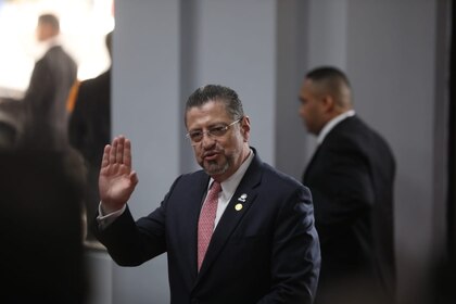 Costa Rica abre licitación de 600 millones de dólares para modernizar puerto del Pacífico