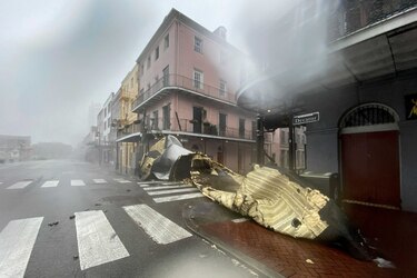 El huracán Ida azota a Luisiana y deja sin electricidad a Nueva Orleans