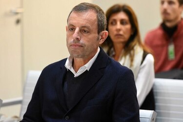 El expresidente del Barcelona niega lavado de dinero