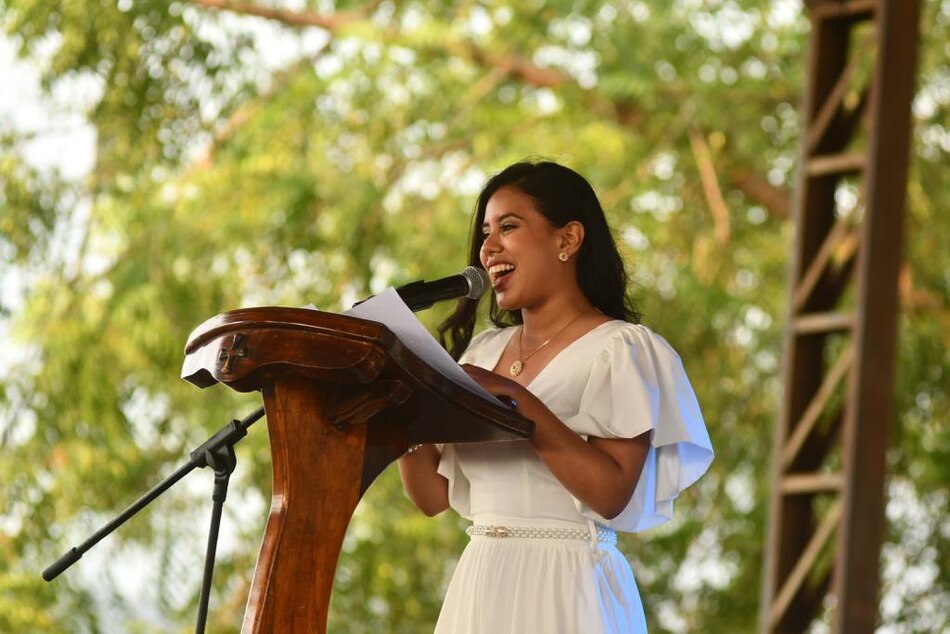 Asesinan a tiros a la alcaldesa más joven de Ecuador, en medio del estado de excepción