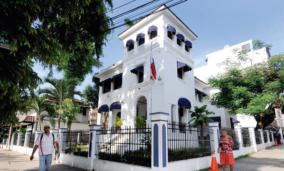 Denuncian penalmente a Federico Alfaro y al contralor Gerardo Solís