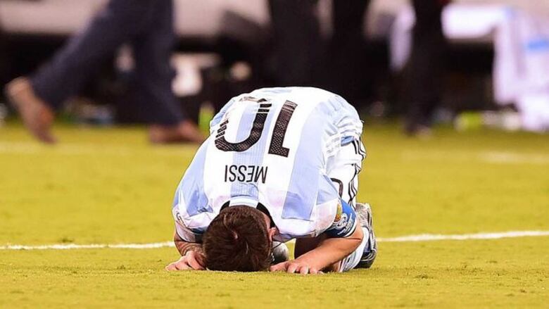 Lionel Messi y su padre, condenados a 21 meses de prisión; no irán a cárcel