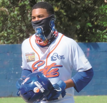 Jay Wood gana el premio de Jugador Más Valioso