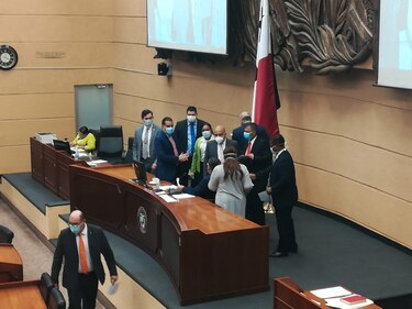 El proyecto de ley que le permite a la Asamblea sesionar en línea pasa a tercer debate