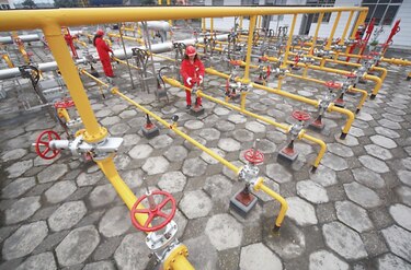 Goldman proyecta cierre de refinerías por megaproyectos