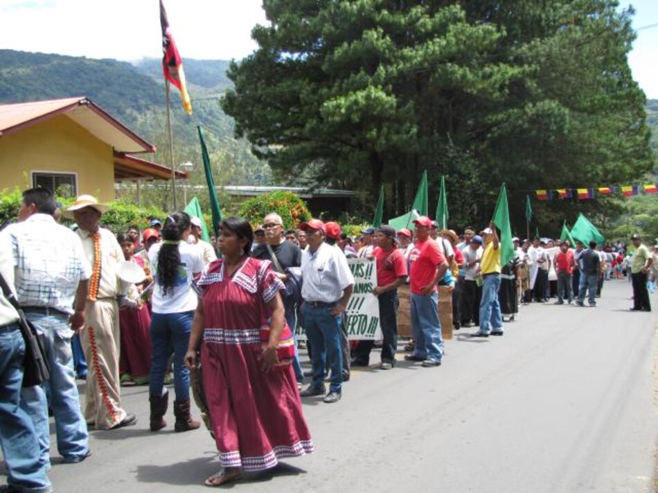 Martinelli y Lacunza piden a los indígenas que cumplan con acuerdos