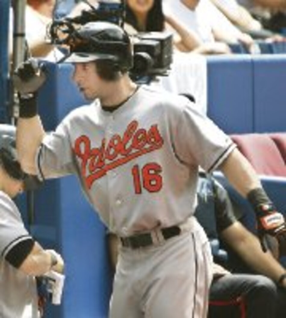 Jay Payton fue clave en victoria de los Orioles