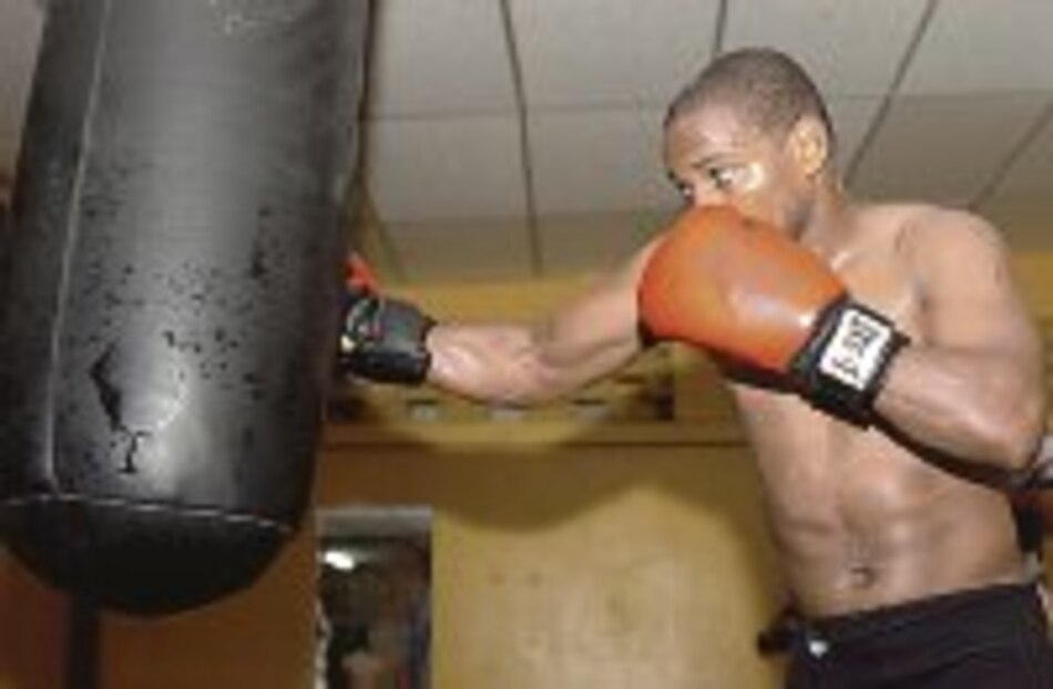 Martínez y González pasan prueba médica