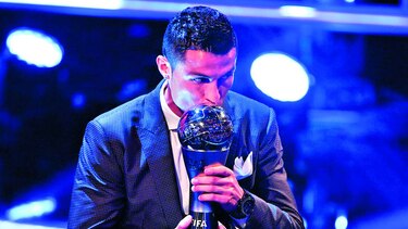 Cristiano Ronaldo es el favorito para ganar el Balón de Oro