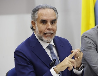 Ministro colombiano de Interior, cercano a Petro, admite adicción a las drogas y alcohol