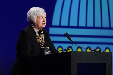 Janet Yellen advierte que Estados Unidos podría caer en un impago de la deuda el 1 de junio
