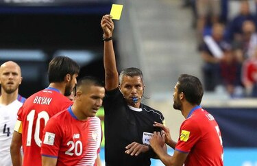 El panameño John Pitti será el cuarto árbitro del duelo entre Brasil y Suiza