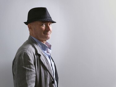 Phil Collins dice que 'ya no está oficialmente retirado'