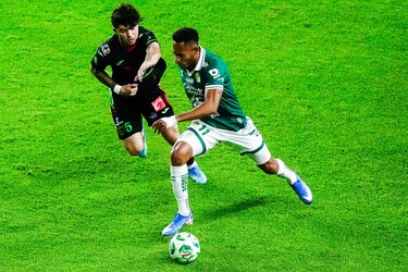 Ismael Díaz lidera la victoria del Club León con doblete y asistencia