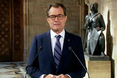 Cataluña convoca a la consulta independentista