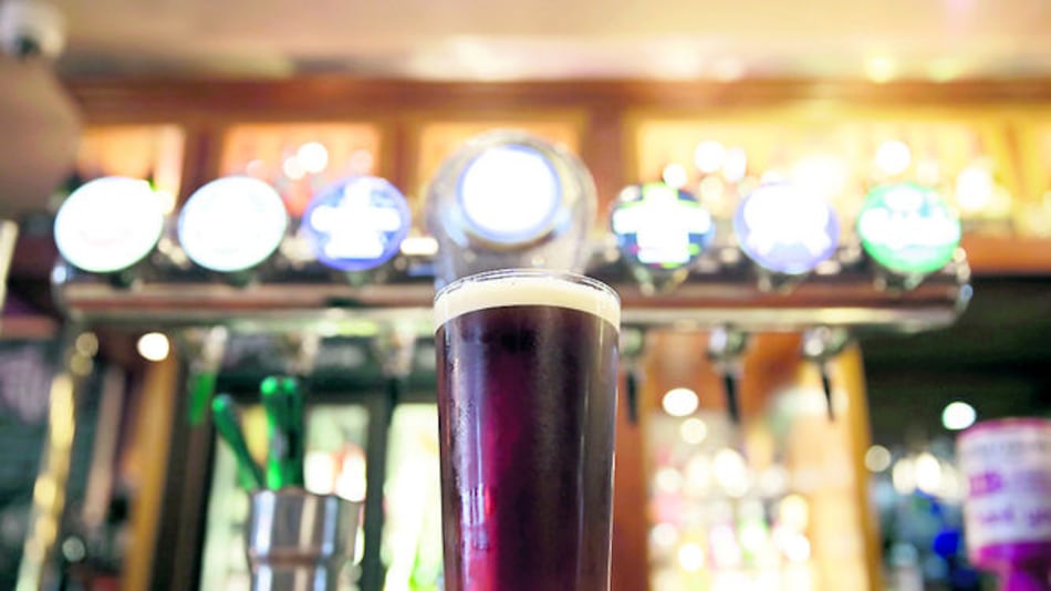 Mural para la espuma dorada