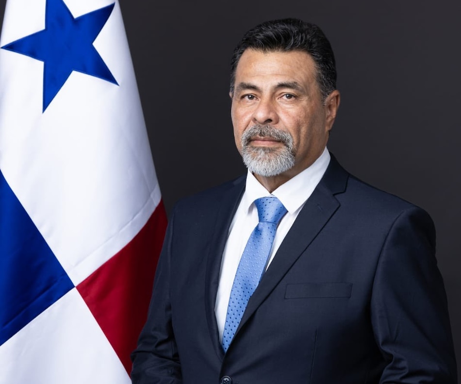 Francisco Mejía es designado gerente encargado del BDA tras renuncia de Roberto Barría