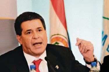 Horacio Cartes amplía denuncia por presunta persecución política en Paraguay 