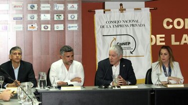 Ministro Sabonge presenta borrador sobre las APP al Conep